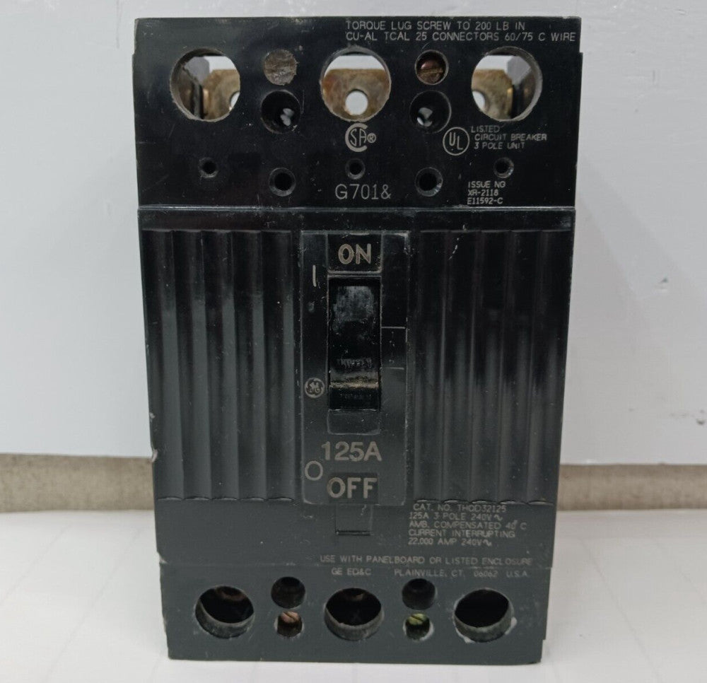 GENERAL ELECTRIC 125 AMP CIRCUIT BREAKER 3 POLE 240 VAC THQD32125