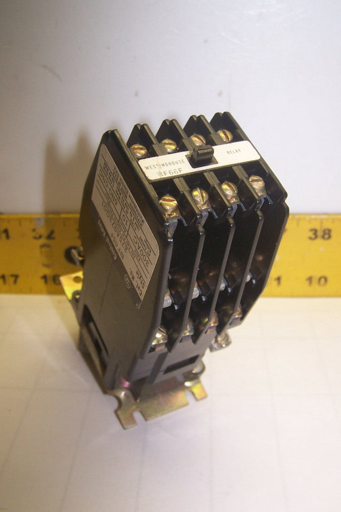 WESTINGHOUSE 10 AMP CONTROL RELAY 300 VAC 6 POLE 120V COIL  BF66F