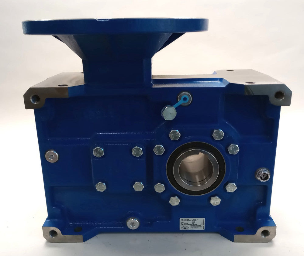 Tramec TC140B Gearbox Ratio: 16 Code 2014845002 01V001 V B3 300/38