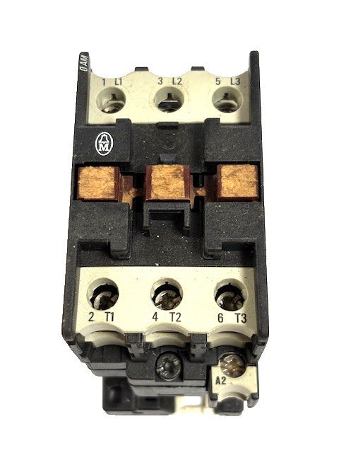 KLOCKNER- MOELLER DIL-0-A-M CONTACTOR 250 VDC 3 POLE