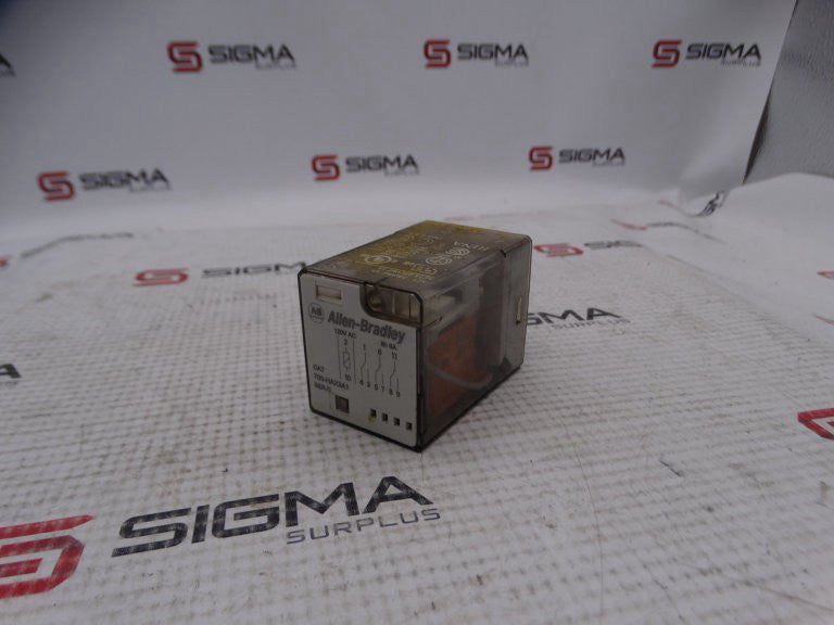 ALLEN BRADLEY 700-HAX3A1 SERIES D RELAY
