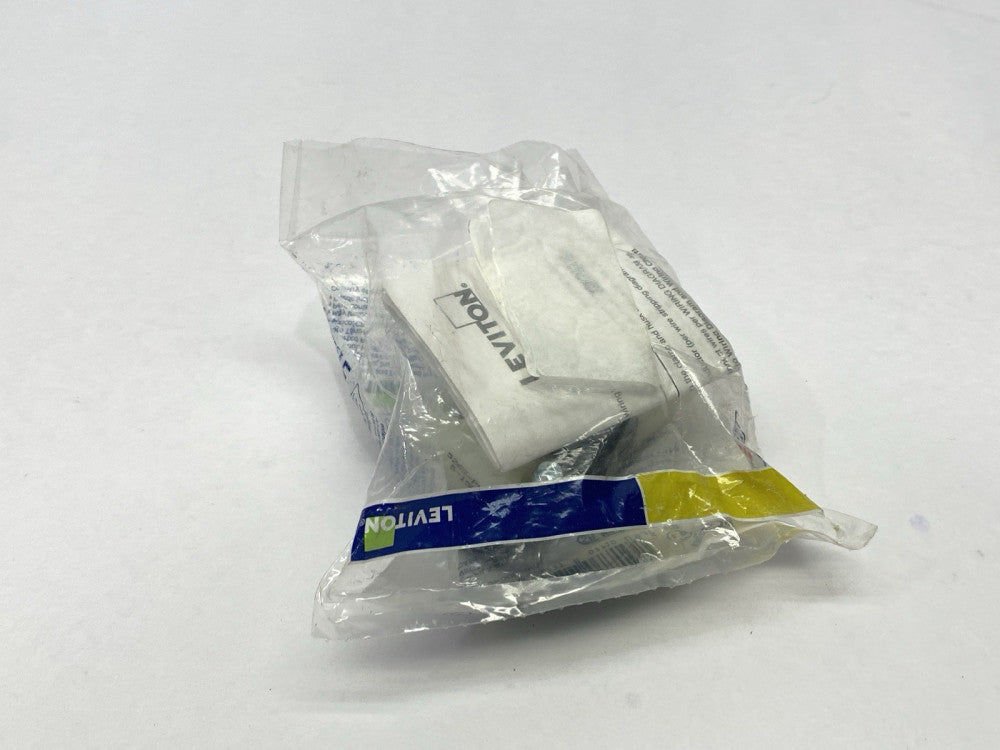 Leviton 074-05269-PLC Industrial Grade Plug 2-Pole 3 Wire 1-Phase 15A 125VAC