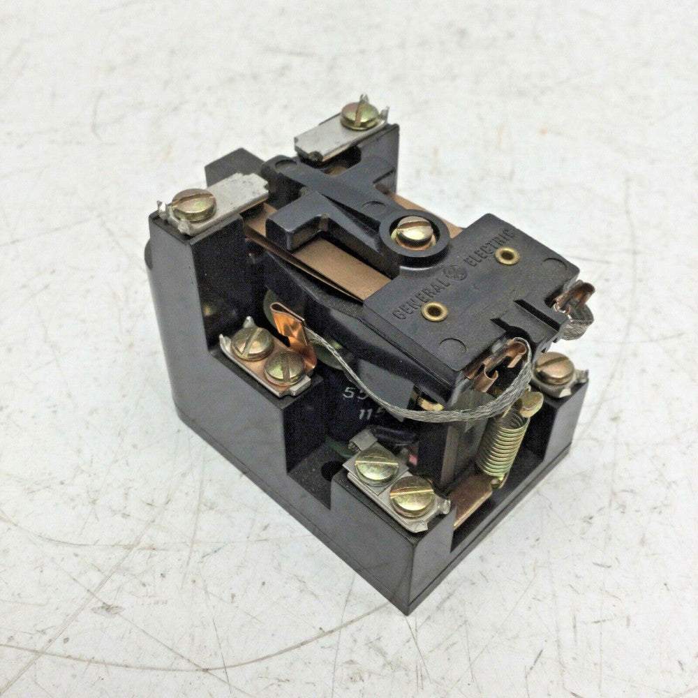 GE General Electric CR2790E100A2 RELAY, 115V 60Hz