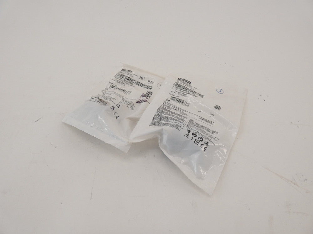 *Lot of 2* Siemens 3SU1000-0AB10-0AA0 Round Pushbutton - NEW Surplus!