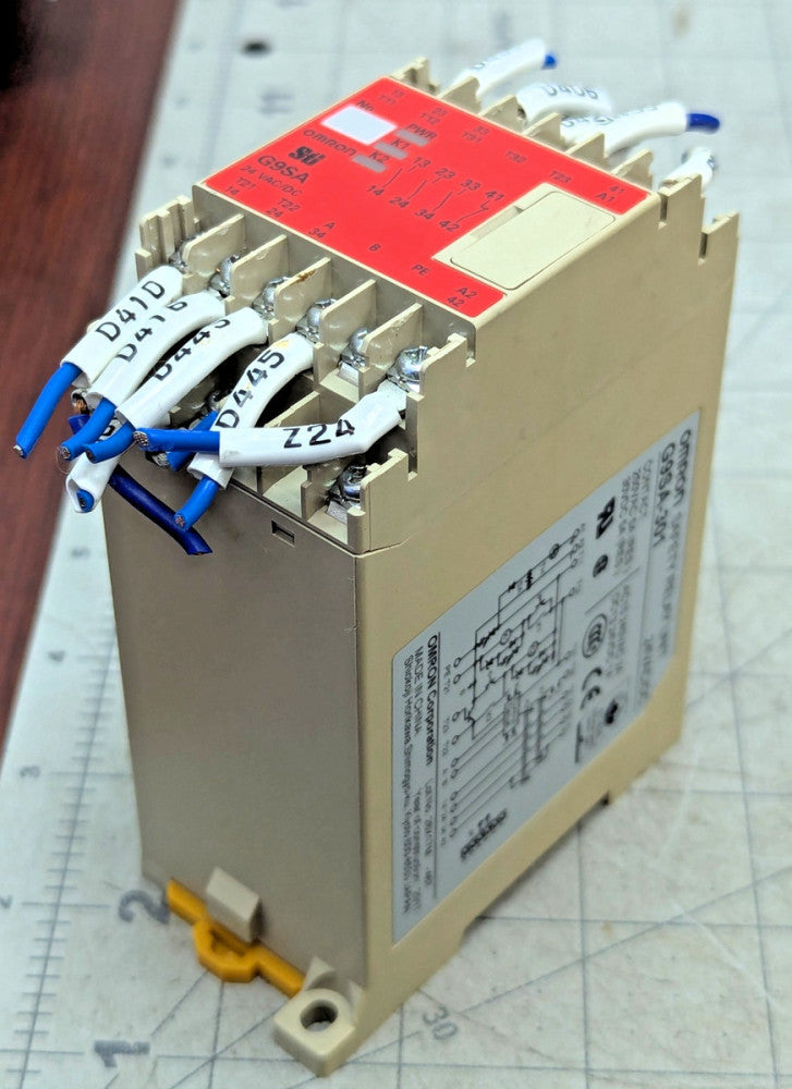 Omron G9SA-301 AC/DC24 Safety Relay, 24 VAC/VDC WORKING PULL [C4B6]