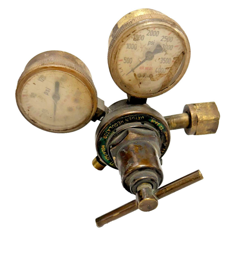 VICTOR OXYGEN REGULATOR  HEAVY DUTY SINGLE STAGE CGA540 MOD415