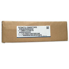 1PCS New YASKAWA SGM7J-04AFC6S Servo Motor SGM7J04AFC6S