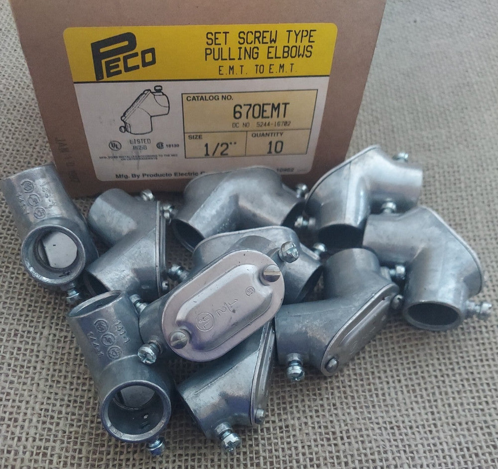 Lot of 10 - 1/2 " EMT DIE CAST FEMALE/FEMALE SET SCREW TYPE PULL ELBOW