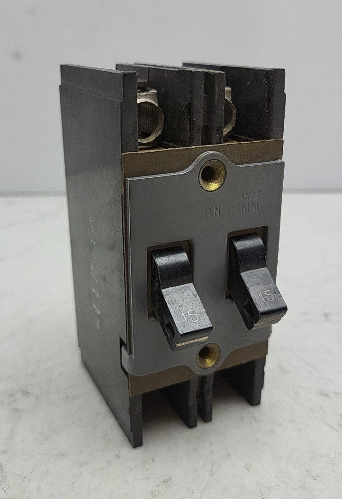 Square D 15 Amp 2 Pole Circuit Breaker Type MM 120-240 Volts *USED