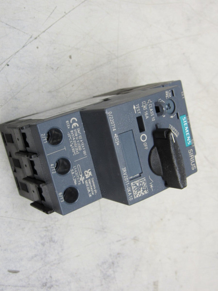 SIEMENS 3RV2011-0KA10 SIRIUS MANUAL MOTOR STARTER 600V 0.9-1.25A NICE USED !!