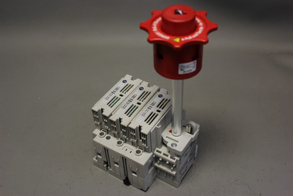 ALLEN BRADLEY DISCONNECT SWITCH 194R-J30-1753