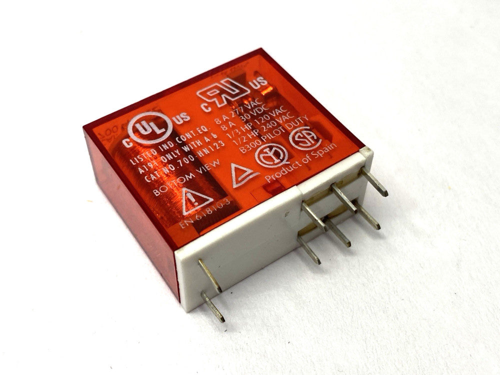 Allen Bradley 700-HPS2Z24 Safety Control Relay 277VAC 8A Ser. A