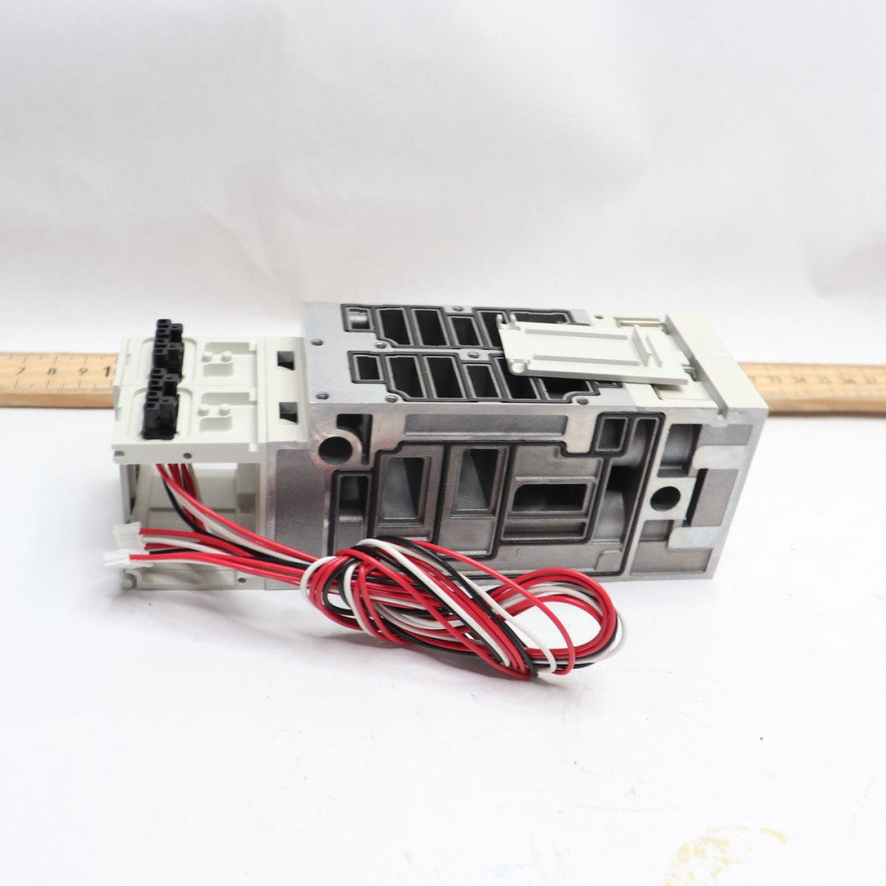 SMC Manifold Block Terminal VVQ4000-1D-T1-C0