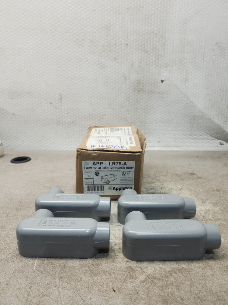 NEW IN BOX QTY 4 APPLETON FORM 85 ALUMINUM CONDUIT BODY APP LR75-A