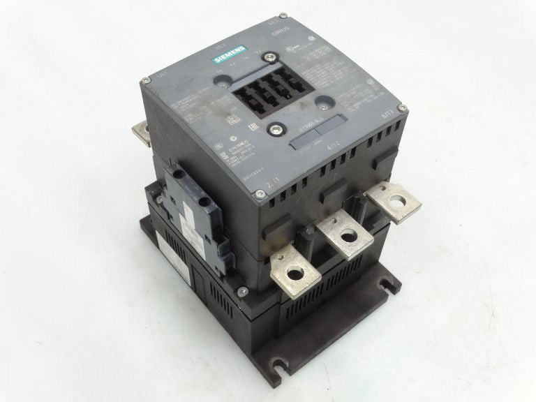 SIEMENS 3RT1065-6AF36 CONTACTOR - Used