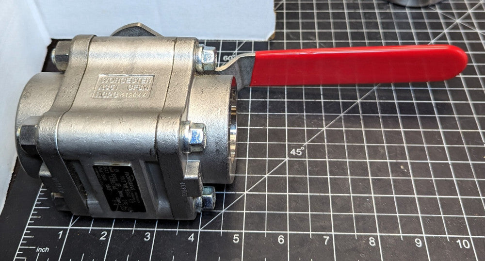 3-Piece 1 ½” Ball Valve 316 Stainless 2000 WOG Socket Weld [A10B5]