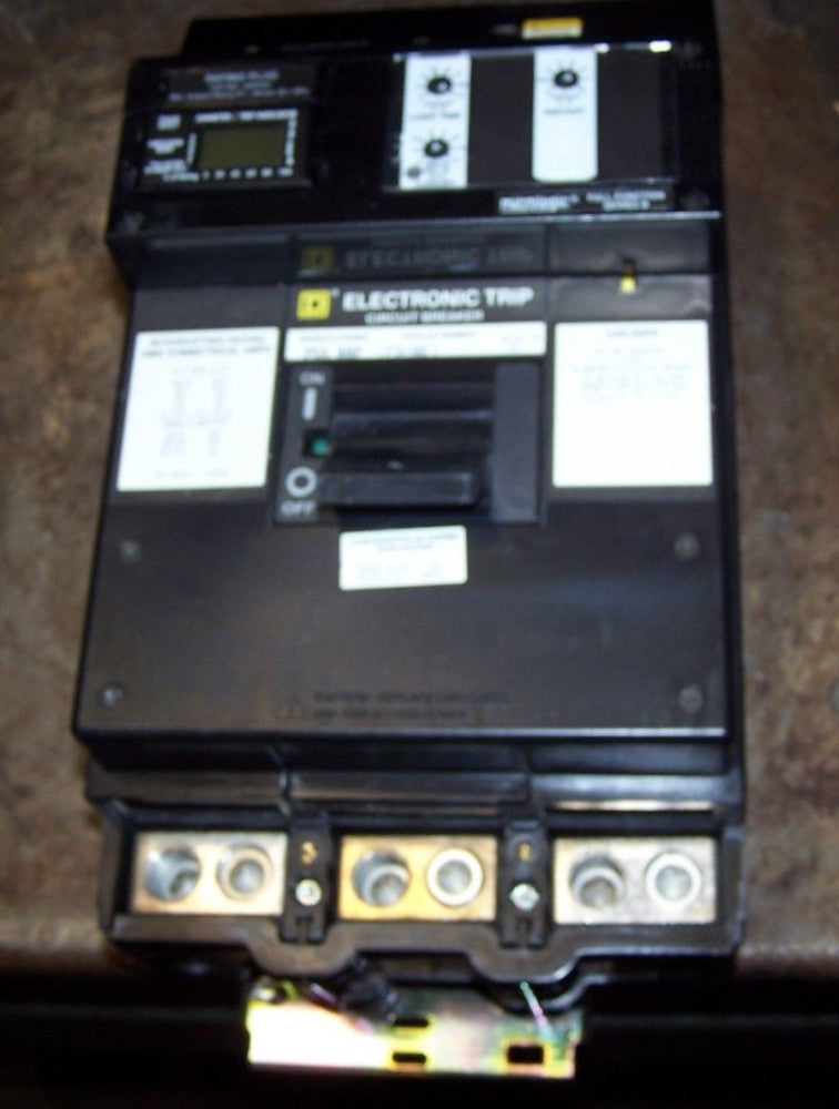 SQUARE D 250 AMP I-LINE CIRCUIT BREAKER LE36100LI WITH 40 AMP PLUG ARP040 