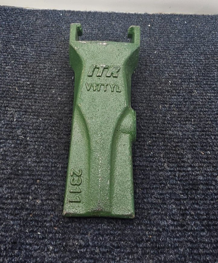 (QTY 2) ITR V17TYL Super V Bucket Tooth V17 TAYL Esco-Style