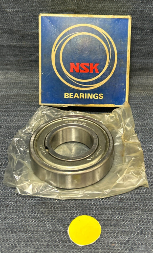 NSK DEEP GROOVE BALL BEARING 6206Z  30MM X 62MM X 16MM