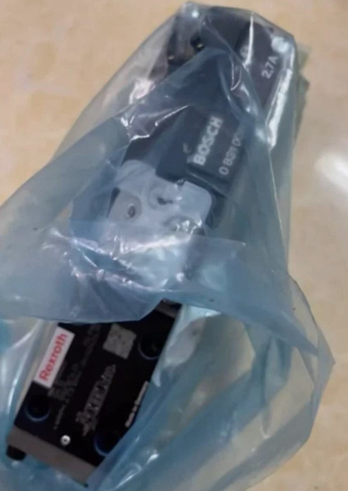 One Brand New REXROTH 0811404033 4WRPH6C3B04L-2X/G24Z4/M Proportional valve