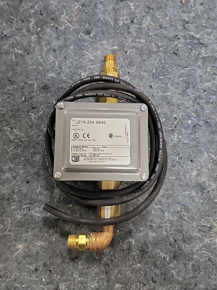 UE# J21K-254-9545 DIFFERENTIAL PRESSURE SWITCH. ADJ. 0-90 PSID, 1/4 NPT NEW