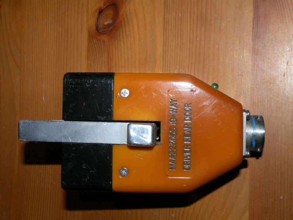 TESTRON MAA22305S Test Connector 19-Way Driver Rear Door