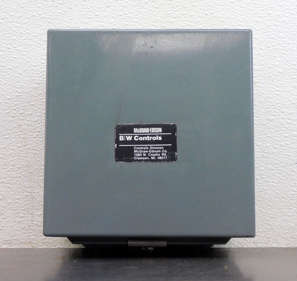 McGraw-Edison B/W Controls Electrical Enclosure 6-1/2" L x 6-1/2" W x 4" H