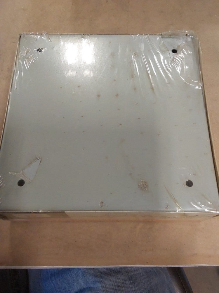 WIREMOLD LEGRAND G3028 RACEWAY WIREMOLD UTILITY BOX, GRAY..N54