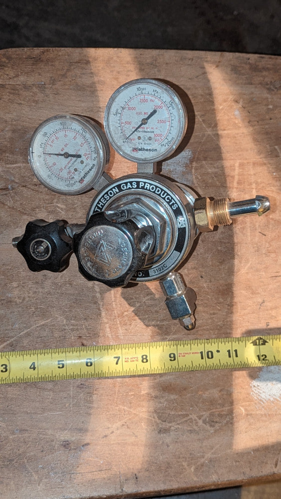 Matheson 3102C Gas Regulator 3000psi Max