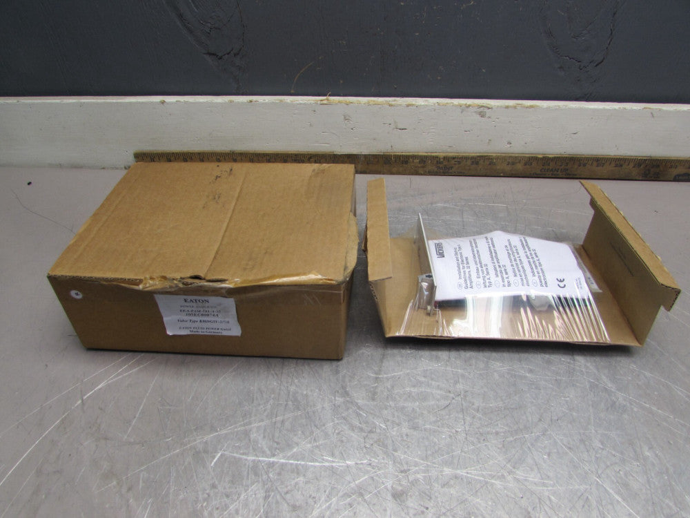 NEW! EATON / VICKERS EEA-PAM-581-A-33 ,POWER AMPLIFIER CARD ,NIB! MAKE OFFER!