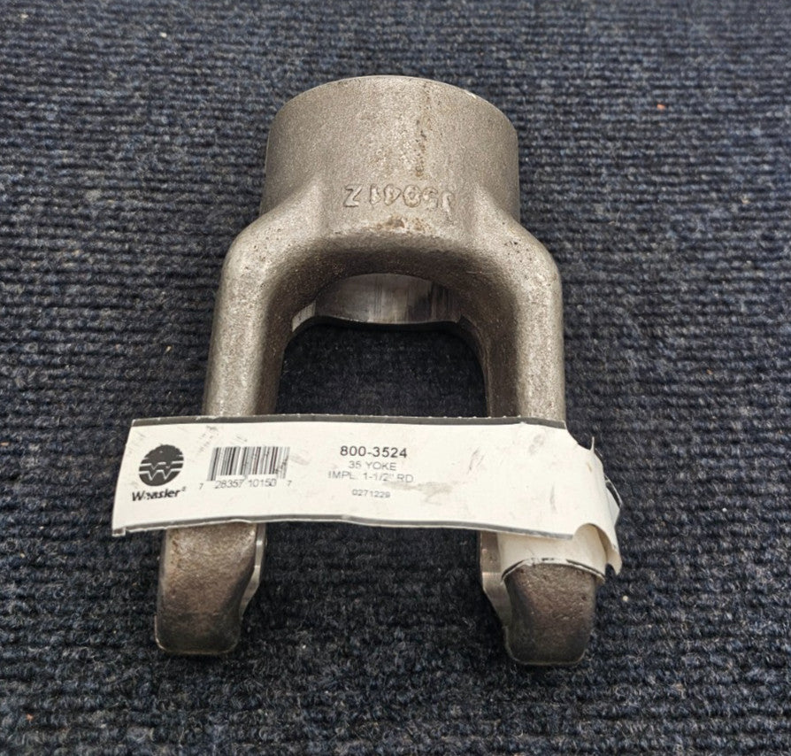 Weasler 800-3524: 35 Series Setscrew Yoke Implement 1-1/2" Round w/Keyway Bore