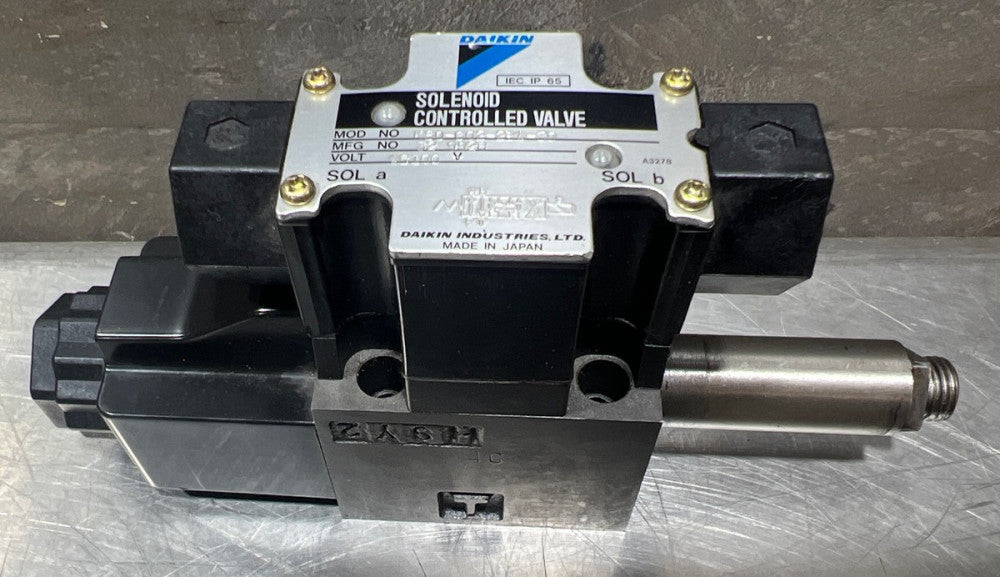 DAIKIN SOLENOID VALVE_KSO-G02-2BA-30 NOS Surplus