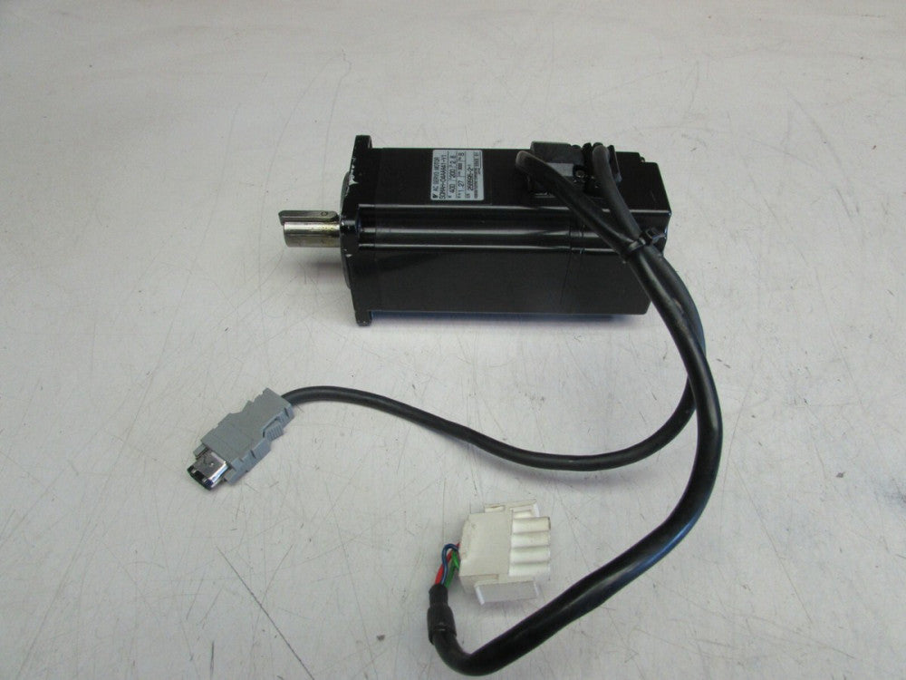 YASKAWA SERVO MOTOR 400W 200V 2.8A 3000RPM SGMAH-04AAA41-Y1 XLNT USED TAKEOUT !!
