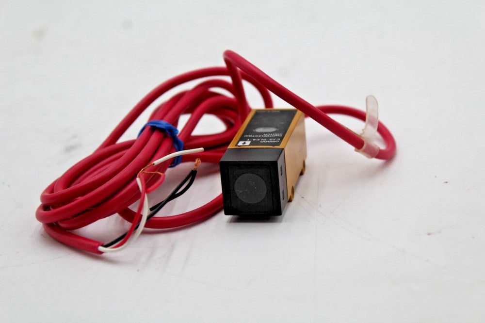 Omron E3S-5LE4-1 Photoelectric Switch