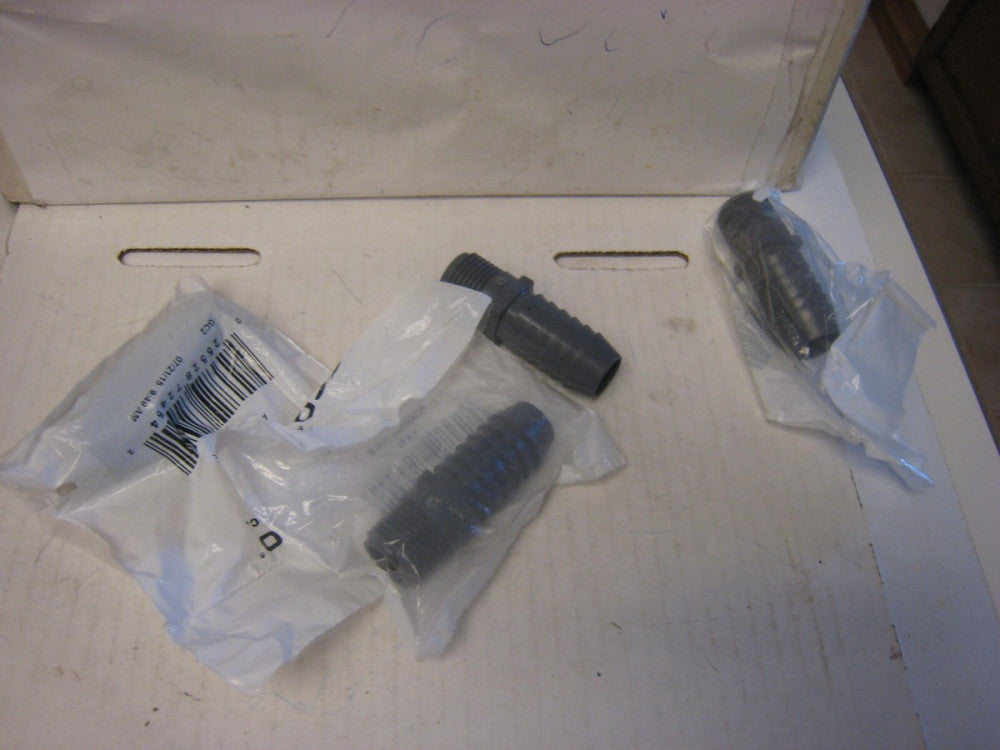 4 Lasco Fittings Inc Male insert adapter 3/4" x 1/2"MIP Poly Reducing Coupler