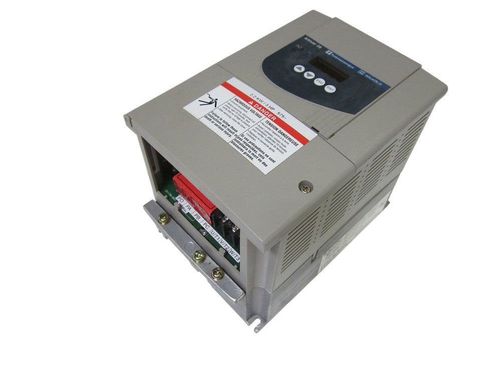 TELEMECAINQUE ATV28HU41S6XU AC DRIVE 208/230V UNMP
