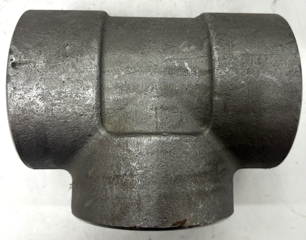 HEAVY DUTY TEE A/SA105N4025A GRADE B16 3M INSIDE DIAMETER 3-1/2" LENGTH 7"
