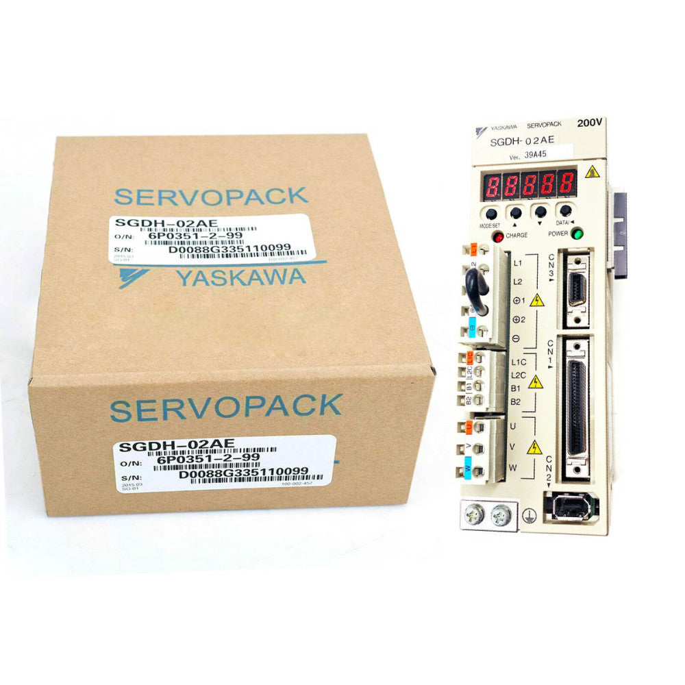 1PCS NEW IN BOX Yaskawa SGDH-02AE Servo Drive