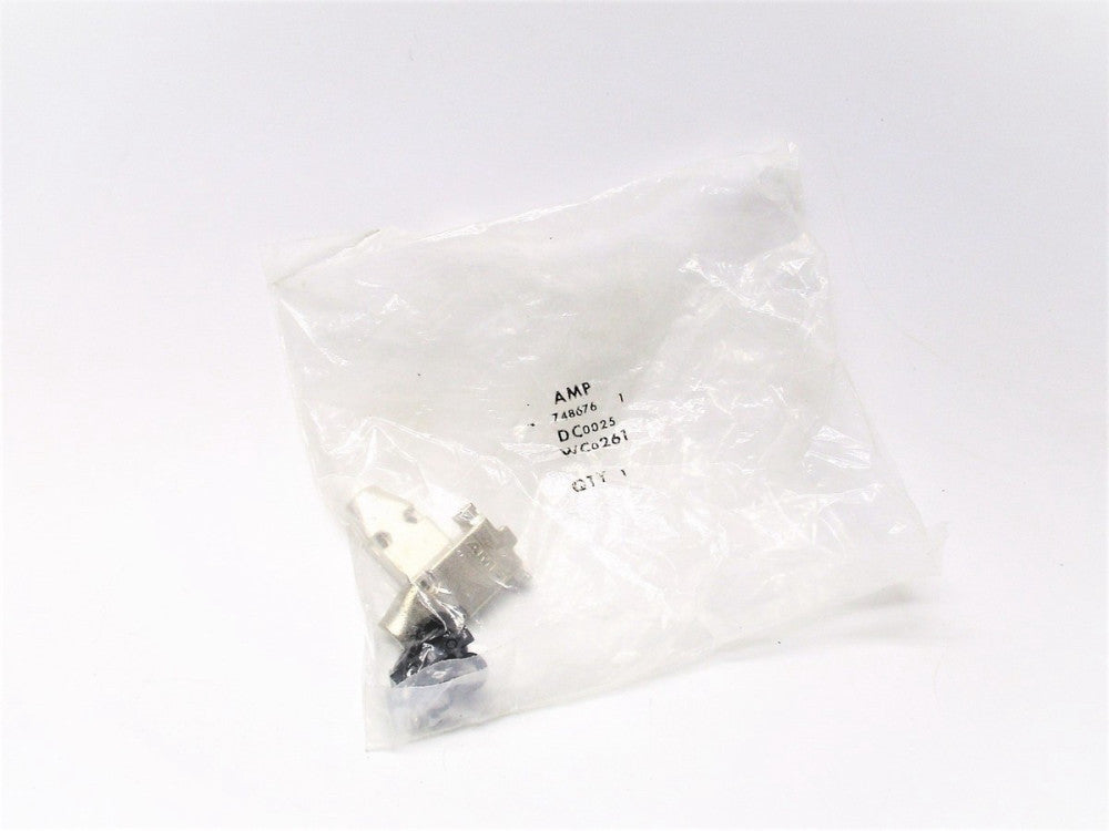 AMP 748676-1 NSNP