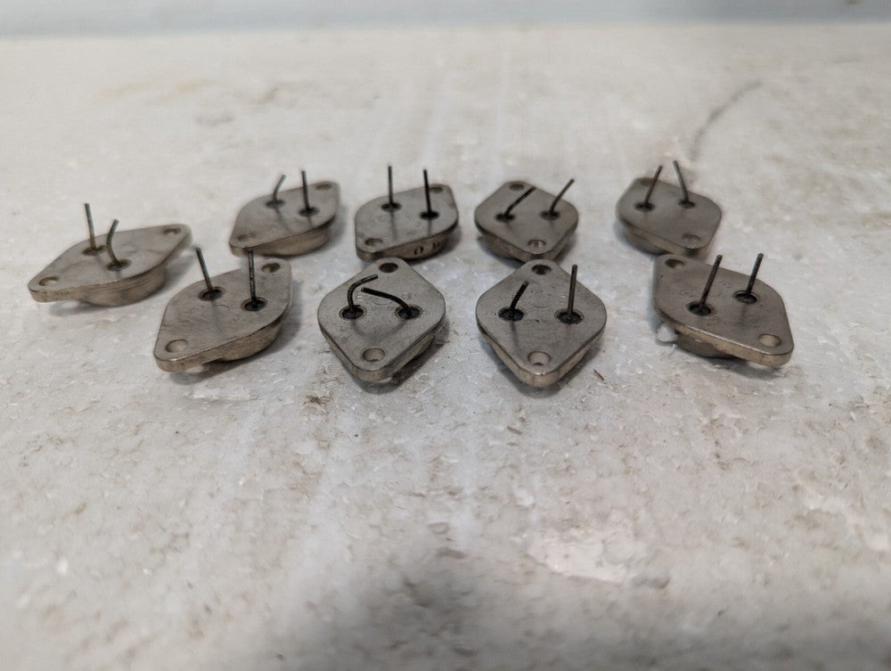 Lot of 9 Transistors: 574-162 PNP Darlington Power Transistors