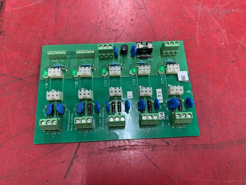 NEW NO BOX ABB CIRCUIT BOARD 2001731-002