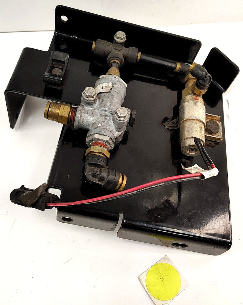 PARK/BRAKE SUPPORT ASSEMBLY SYSTEM 4173016C94