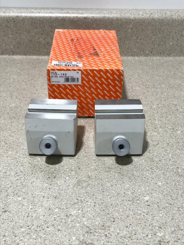 Mitutoyo Center Supportriser 172-143 New