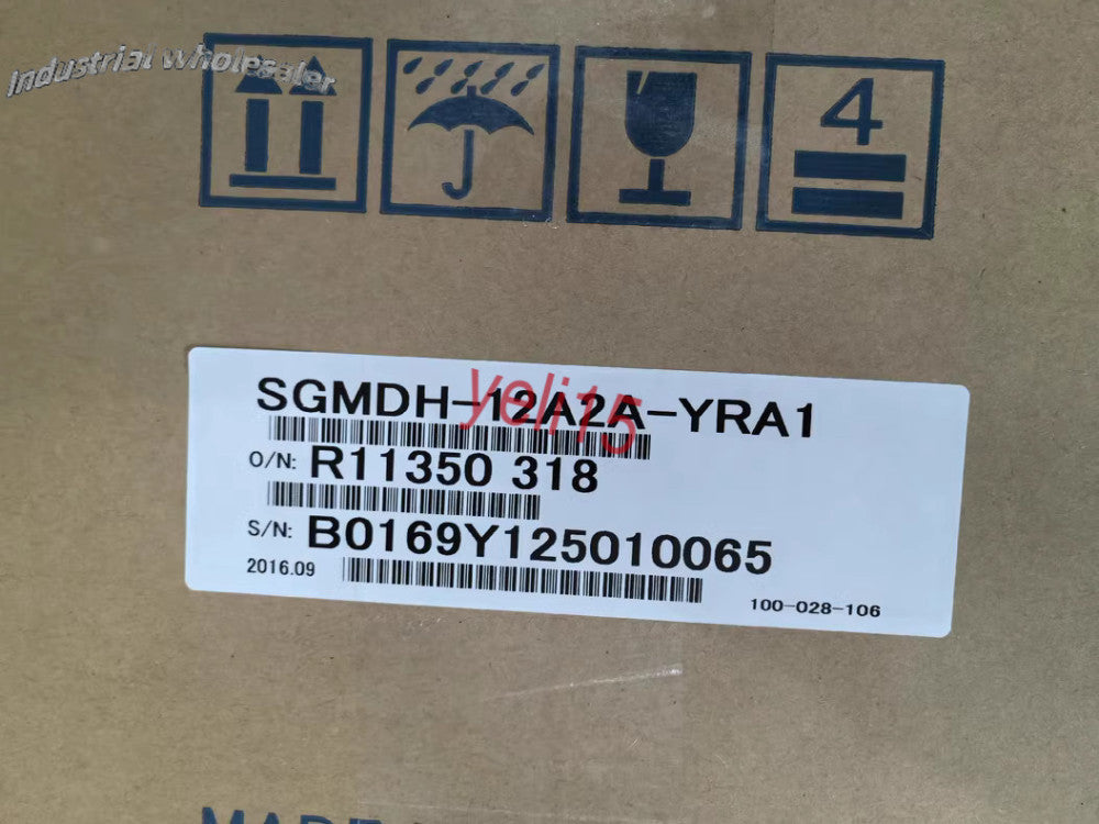 1pc Brand New Yaskawa SGMDH-12A2A-YRA1 Servo Motor SGMDH12A2AYRA1 Fast delivery