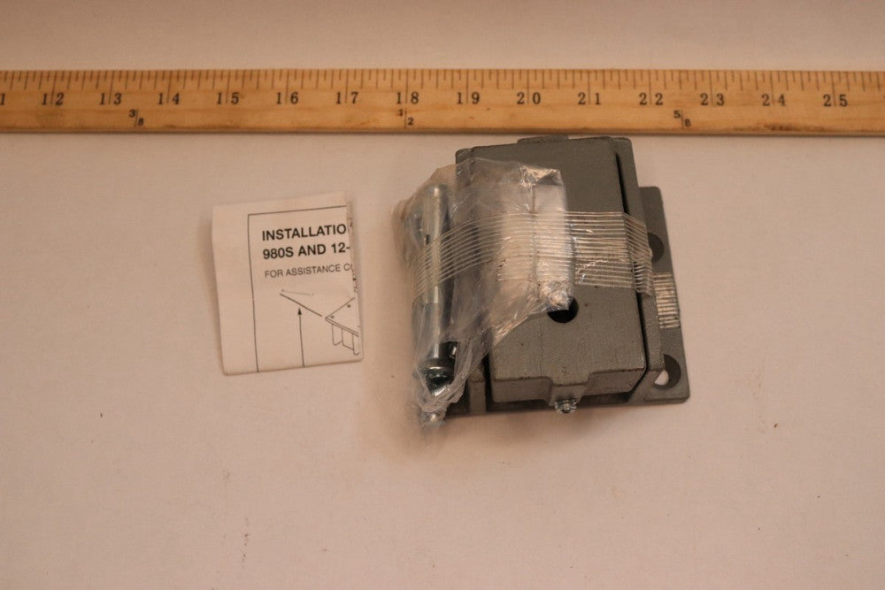 Sargent Removable Mullion 980S