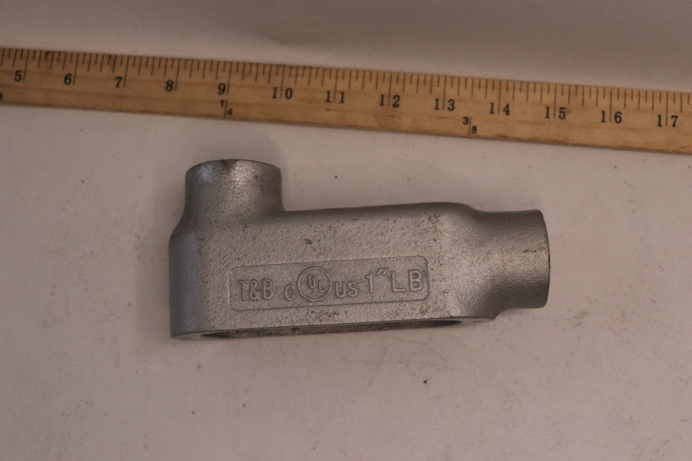T&B 35 Series LB Conduit Body Malleable Iron 12.5 cu-in Capacity x 1" Hub LB100M