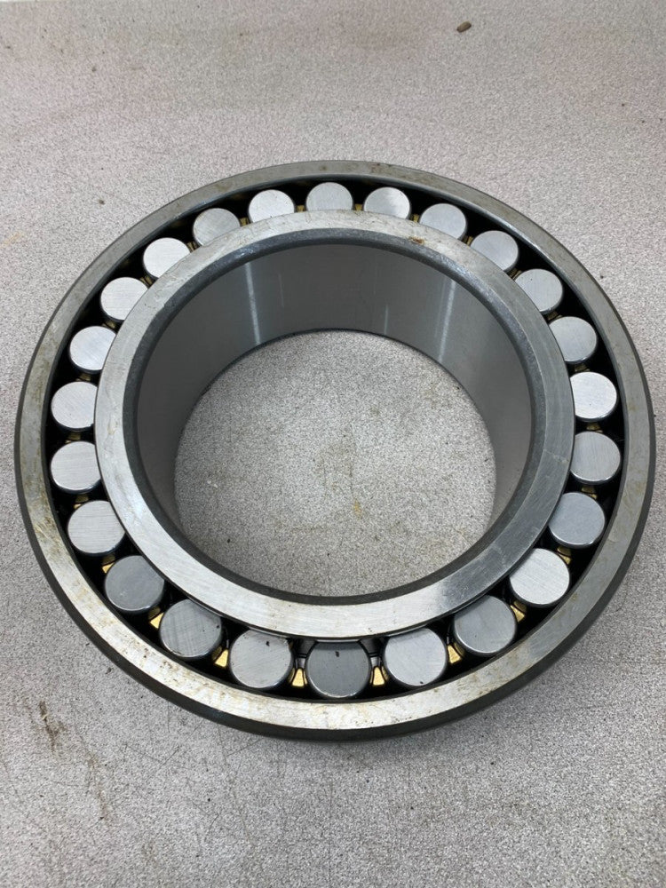 NEW NO BOX TORRINGTON SPHERICAL ROLLER BEARING 23128W33BR