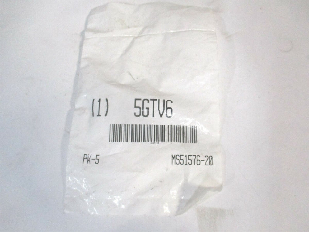 (MS51576-20) 1/8" x 1/4" x 1/2" 18-8 Stainless Steel Shoulder Screw - Pack of 5