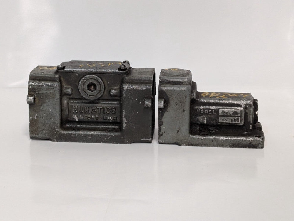 Numatics 2DSA4 and 2SA4 - Paired Manifold Valve Assembly - As Pictured