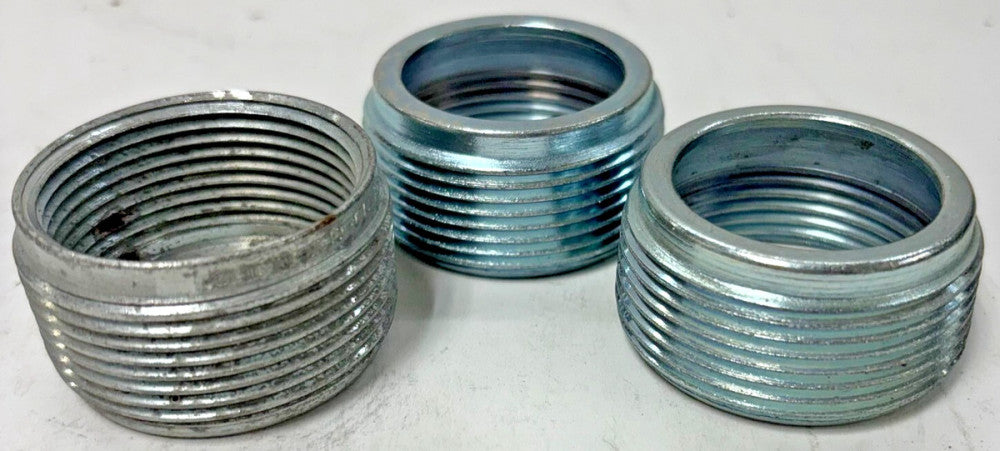 ASSORTED REDUCERS LOT OF 3 THREAD SIZE 11-1/2 DIAMETERS 1-1/2" 1-1/4" STEEL RE54